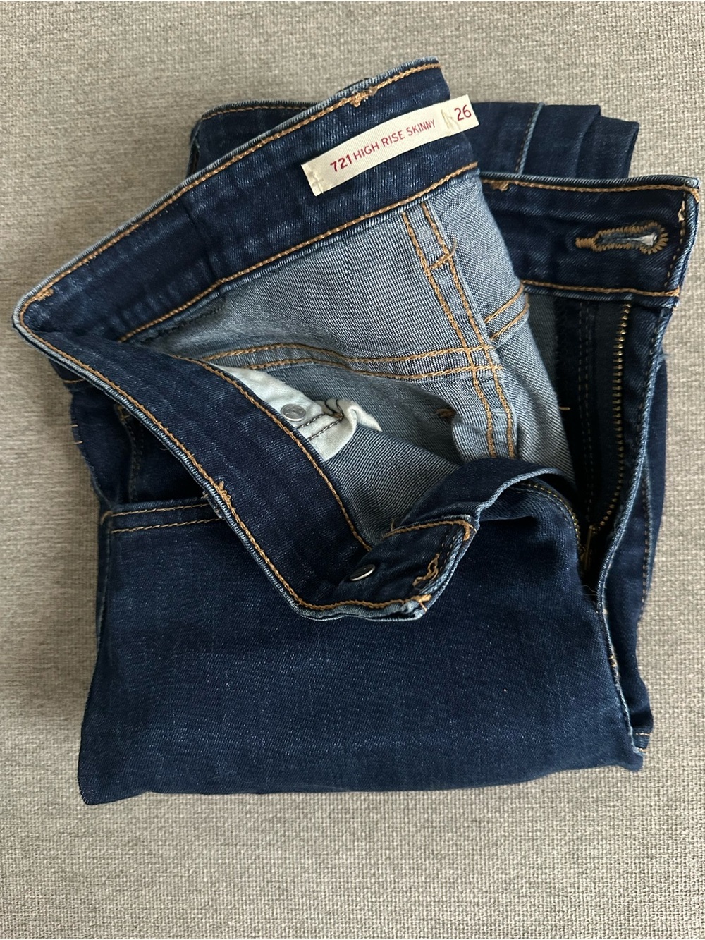 Levi's Dark Blue High-Rise Skinny Jeans